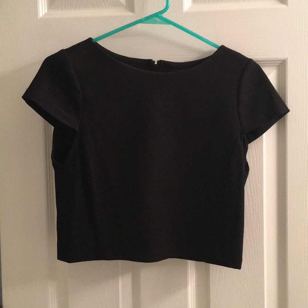 ALICE & OLIVIA BLACK SHORT SLEEVE TOP